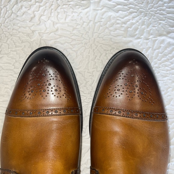 Bruno Magli Mens Cap Toe with buckle detail. Size 11.5 - Picture 6 of 16